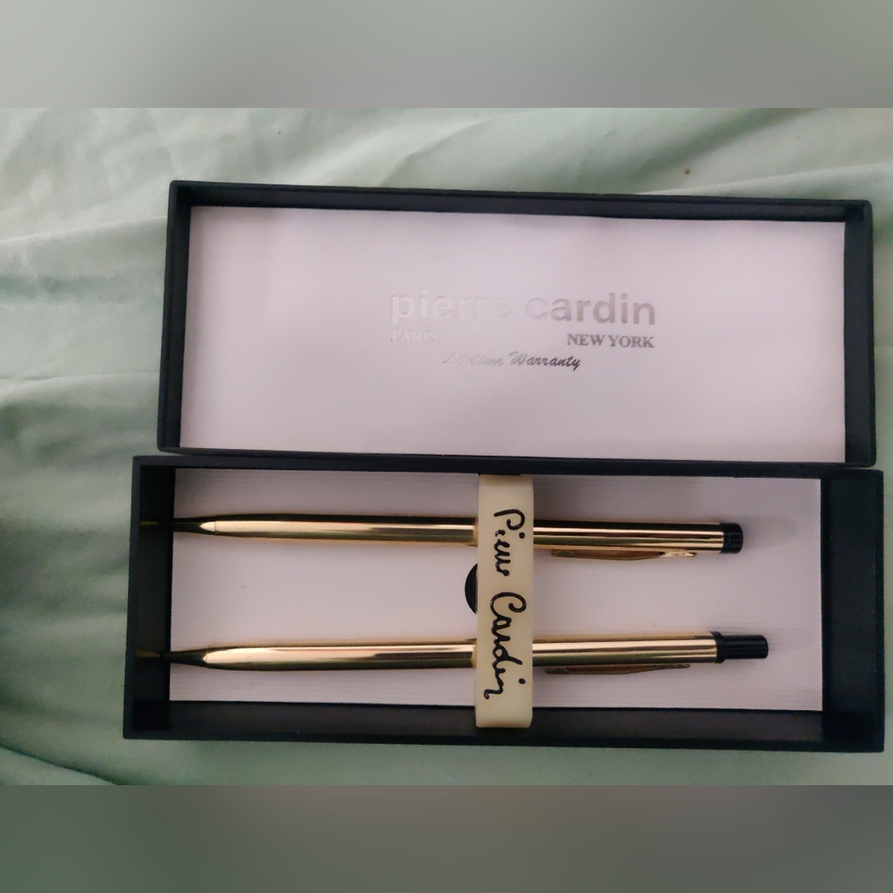 Pierre Cardin pen/ pencil set